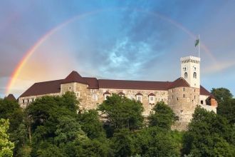 Институт проводит большое число интересн