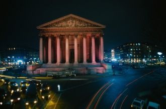 С архитектурной точки зрения церковь Мад