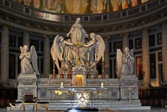 В XVII веке церковь Мадлен получает стат