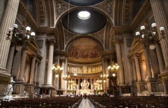 Церковь Мадлен это Периптер (от греч. pe