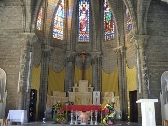 Собор действующий, каждый день в нем про