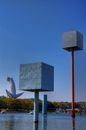 Конструкция фонтана. Осака, Япония.
