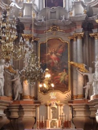 Интерьер костёла примечателен в первую о