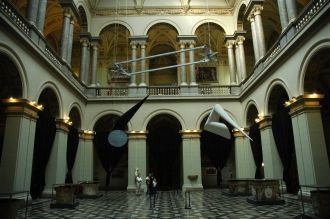 Директор Музея Карой Пулски увеличил соб