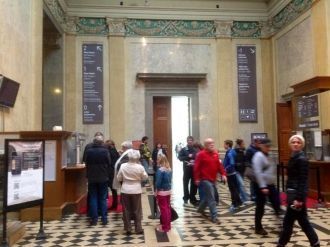 Фойе музея изобразительно искусства и ка