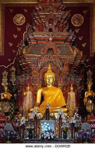 Так храм Ват Чианг Ман имеет 2 вихарна. 