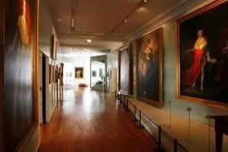 Второй этаж музея превращен в куда более