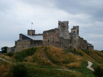 Переход оформили в 1346 и 1347 году, ког