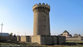 По своей архитектуре и устройству крепос