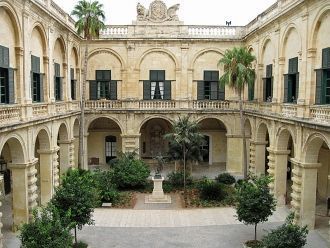 Дворец магистра Вильена