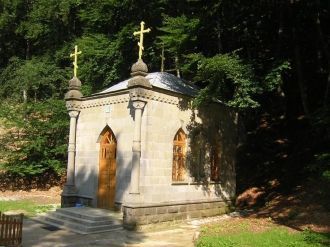 Монастырь имел 34 десятины и 1754 кв. са