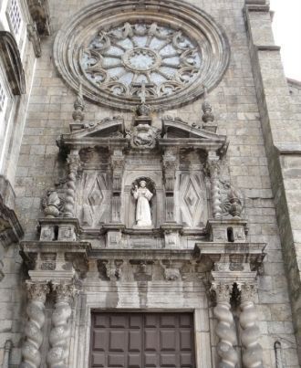 Порту. Церковь Сан-Франсишку - Строгий п