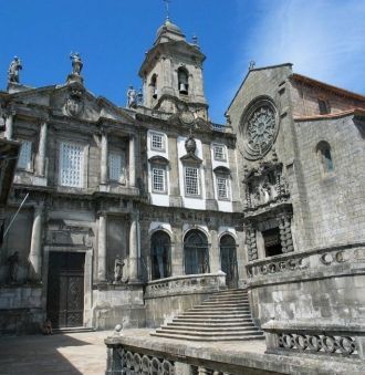 Францисканская церковь Сан-Франсишку. По