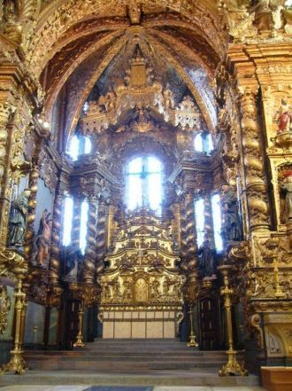 Церковь Сан-Франсишку. церковь весьма из