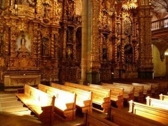 Церковь Сан-Франсишку