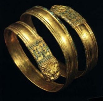 С искусством украинских ювелиров XVI-XVI