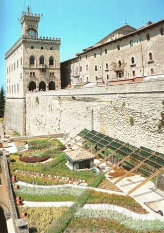 Правительственный дворец. Сан-Марино.