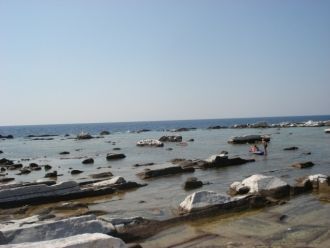 Позднее там сделали ванны для выпаривани