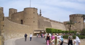 По замыслу, от Цитадели к Нилу, охватыва