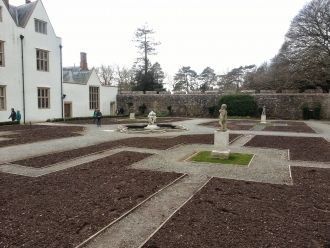 Внутренний двор.