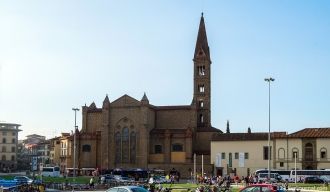 Кружевной фасад церкви работы Леона Батт