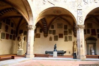 Внутренний двор.