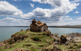 Монастырь Айраванк