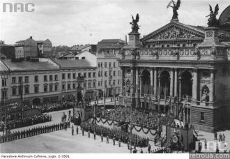 Львовский оперный театр, 1942