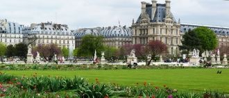 Сад и дворец Тюильри в париже.