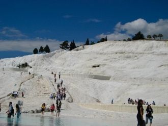 Памуккале в переводе с турецкого означае