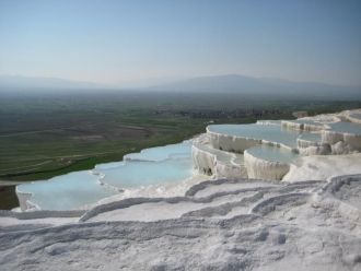 Из-за возможности повредить мягкую, пори