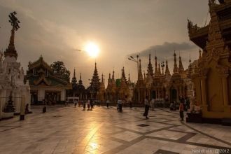 Пагода Шведагон. Главная площадка,незадо