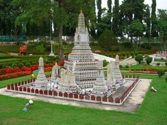 В Мини-Сиаме вас ждет и самое масштабное