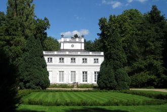 В Белом доме в определенный период, пока