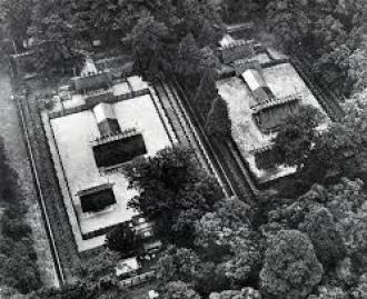 Храмовый ансамбль Исэ. Основан в начале 