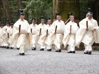 Начиная с VII в. каждые двадцать лет Исэ