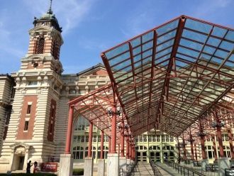 Здание регистрации музея иммиграции.