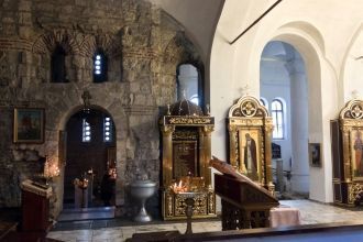 Внутреннее убранство храма