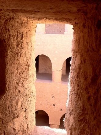 Часть стены дворца Ухайдир.