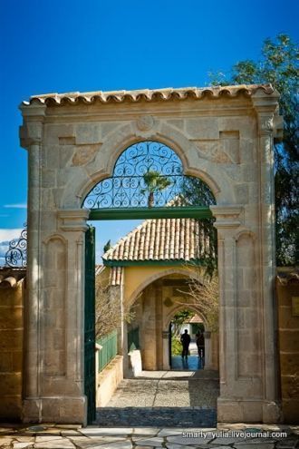 Сейчас можно пройти в Текке Умм Харам че