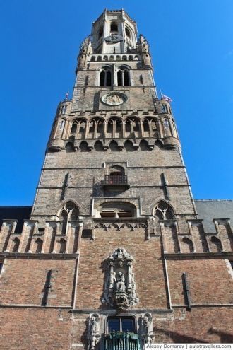 Восьмигранная часть, венчающая башню, бы