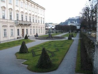 С 1868 года дворец Мирабель считается со