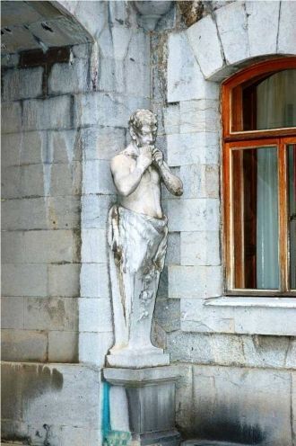 Скульптура Сатир