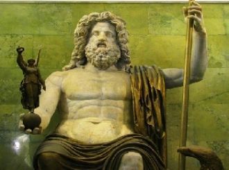 Основа статуи Зевса Олимпийского была вы