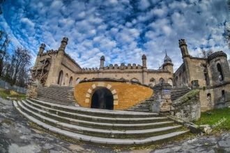 Затем имение перешло к сыну Ираклия Иван