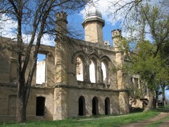 Южный фасад замка Куриса, архитектор Тол