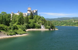 Сверху открывается потрясающий вид на Ду