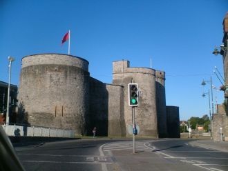 В современные времена в районе замка был