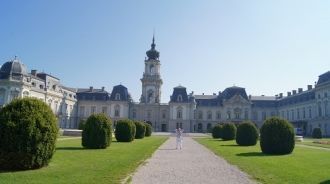 Внутренний парк Дворца Фештетичей.