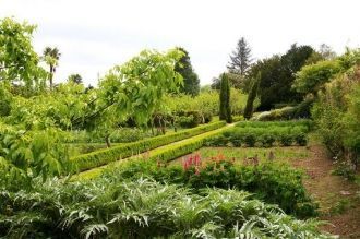 Садовник герцога Пакстон также создал но